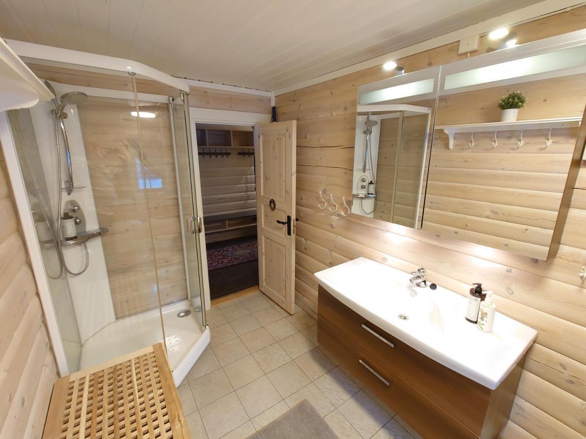 100M Lift, 2 Min Swim - Large Family Cabin Вродал Екстер'єр фото